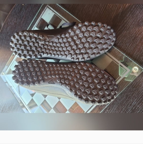 Black and Neon Green Soccer Cleats with Orange Stripes Size 6 - Picture 8 of 11